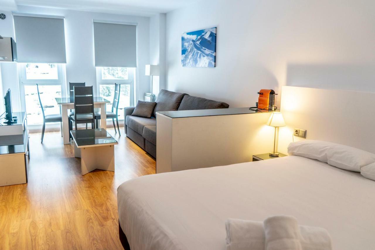 Luxury The Lodge Arinsal Ribasol Park エクステリア 写真